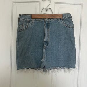 Levi’s Women’s Cutoff Denim Skirt
